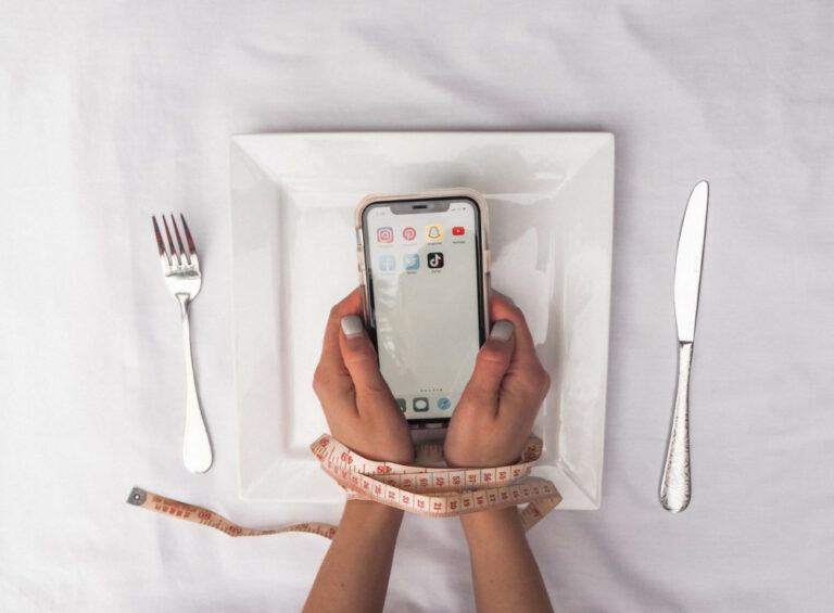 Social Media And Eating Disorders