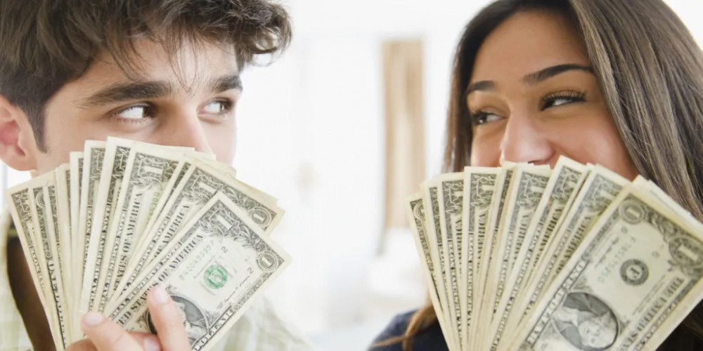How To Talk About Money In A Relationship